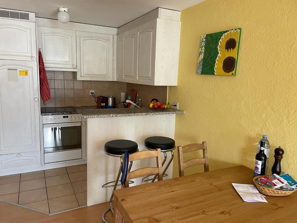 Ferienwohnungen Mit 4 Betten In Gersau Direkt Am Vierwaldstaettersee Стая снимка